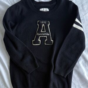 Aberocombrie & fitch varsity letter